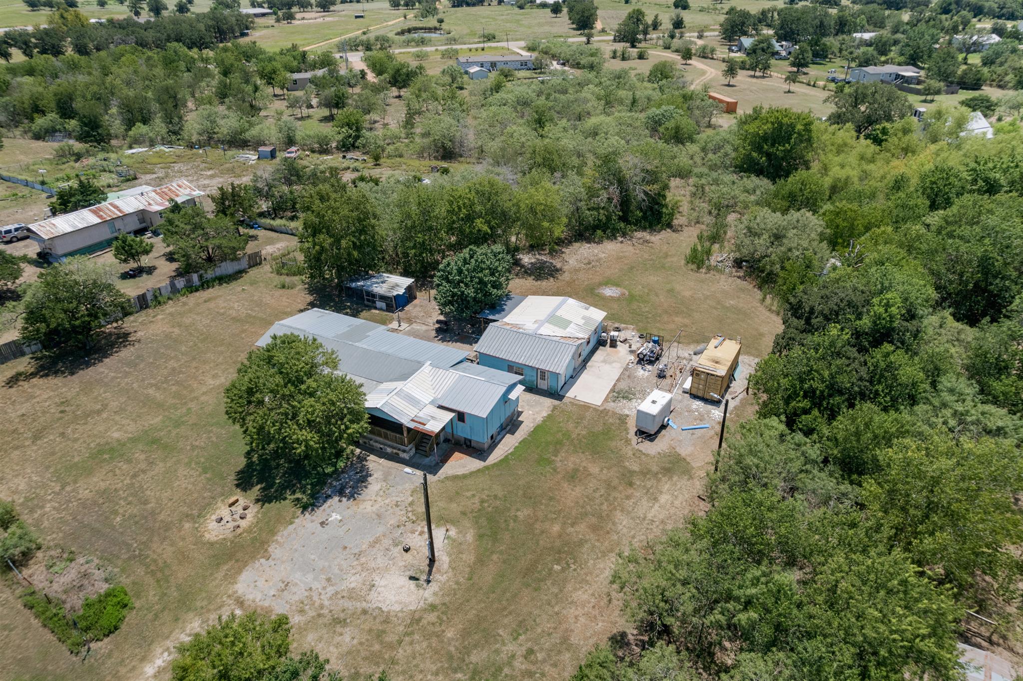 147 Community Center Rd, Rosanky, TX 78953