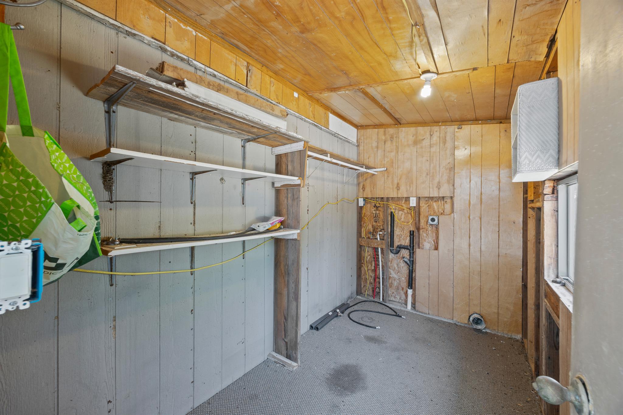 147 Community Center Rd, Rosanky, TX 78953