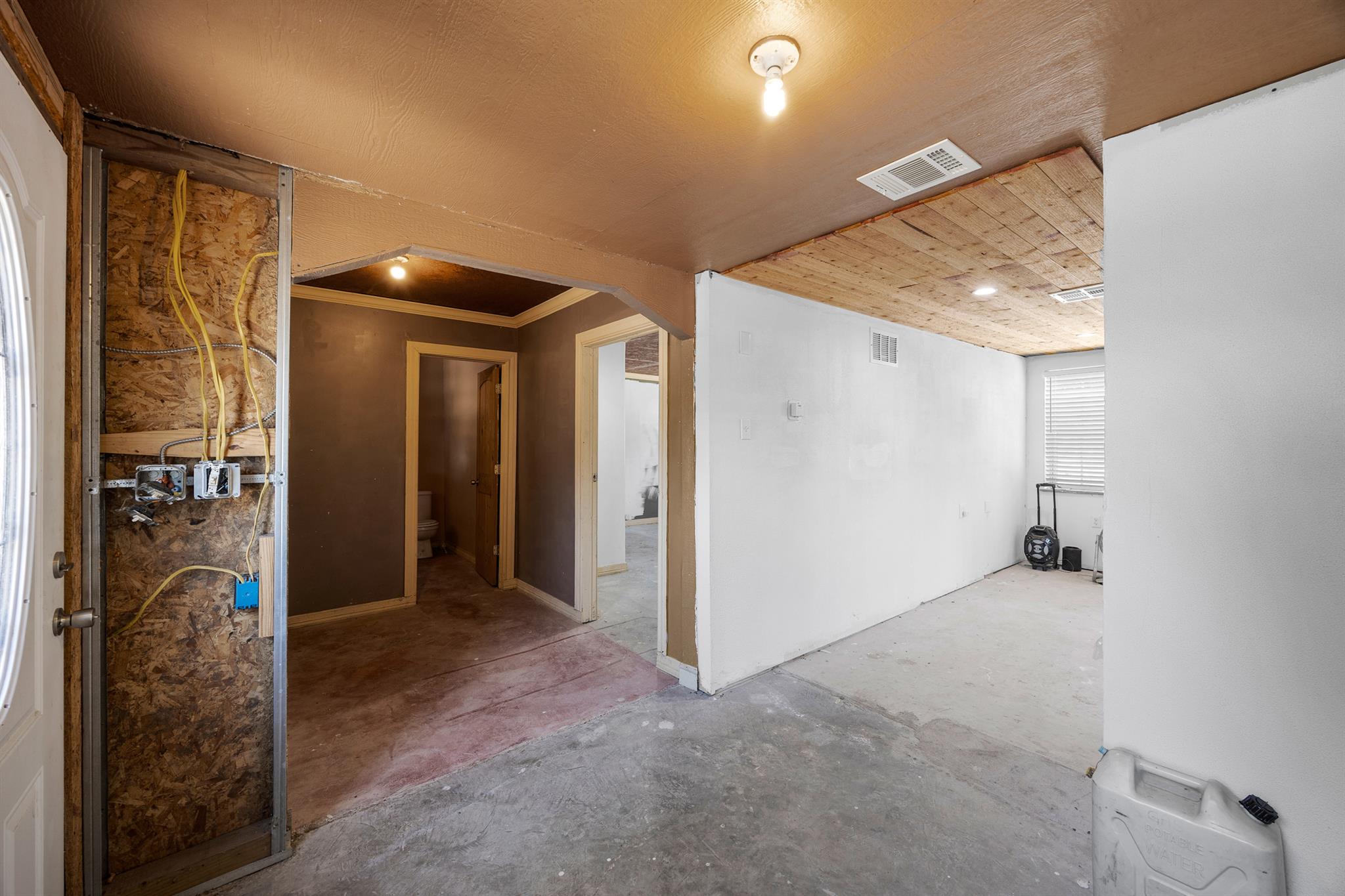 147 Community Center Rd, Rosanky, TX 78953