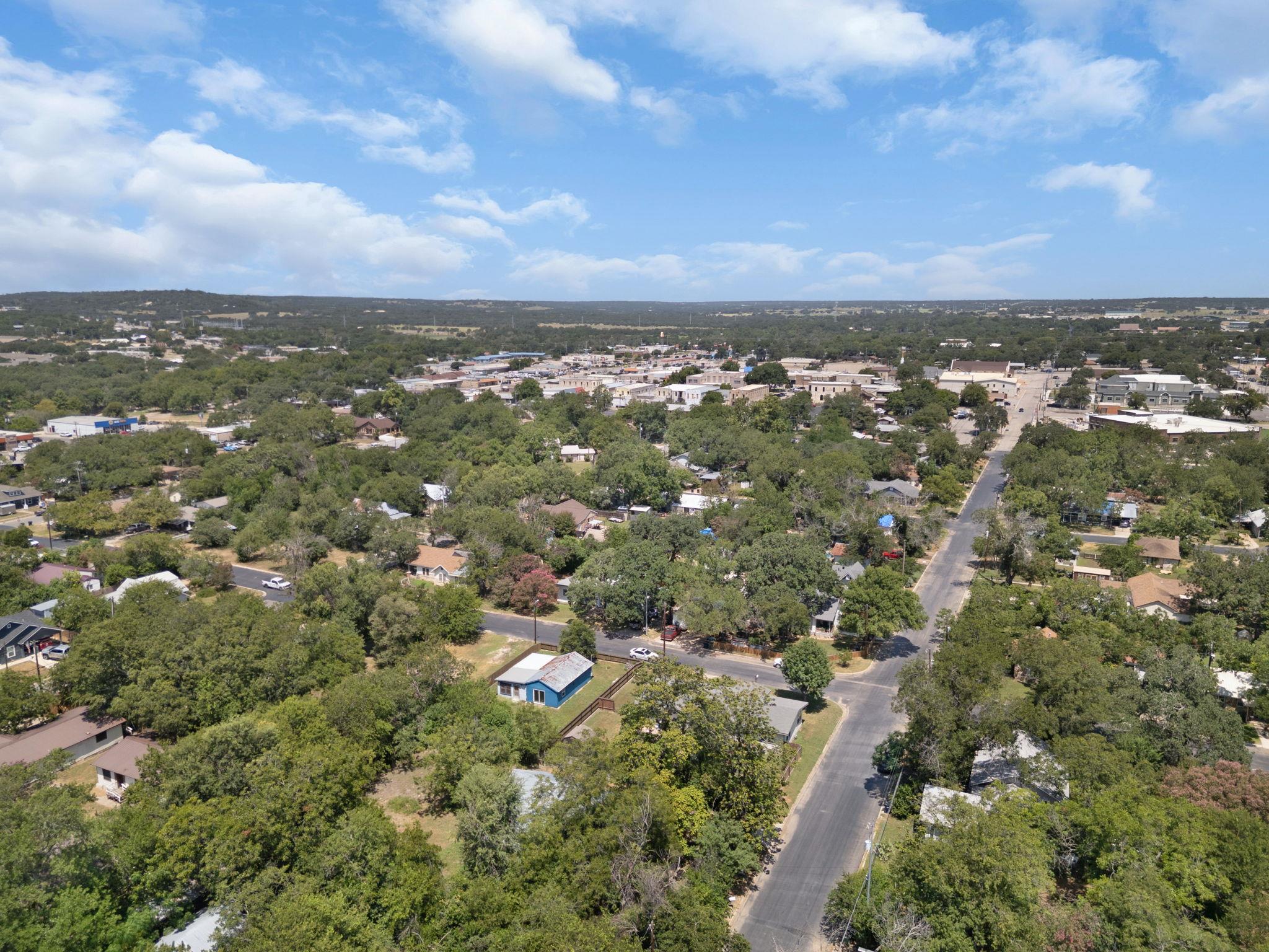 209 E Live Oak St, Burnet, TX 78611