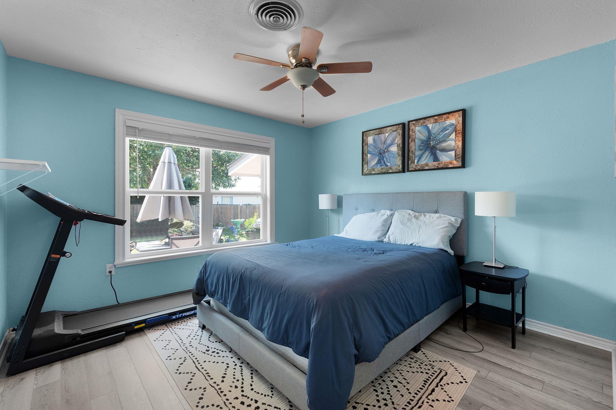 209 E Live Oak St, Burnet, TX 78611