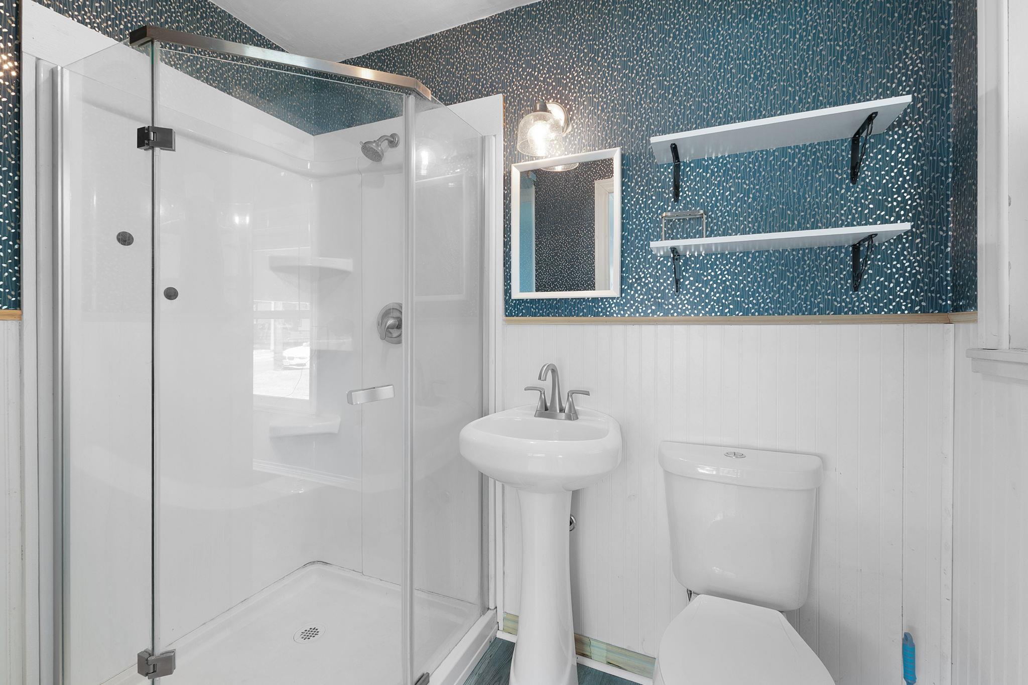 209 E Live Oak St, Burnet, TX 78611