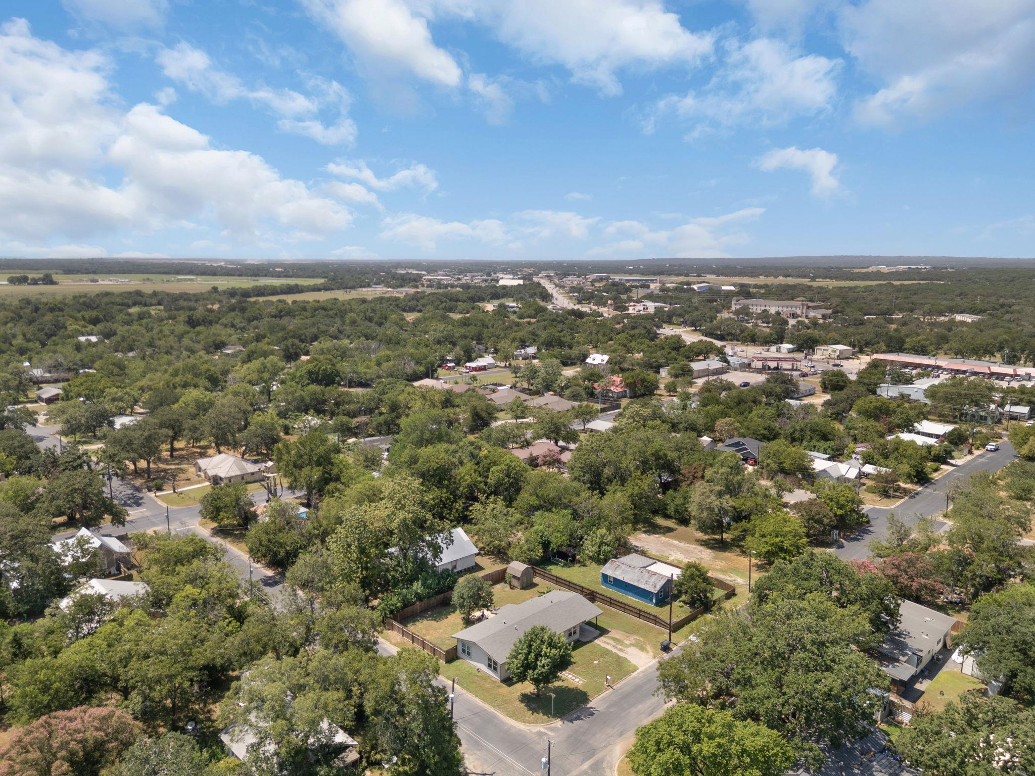 209 E Live Oak St, Burnet, TX 78611