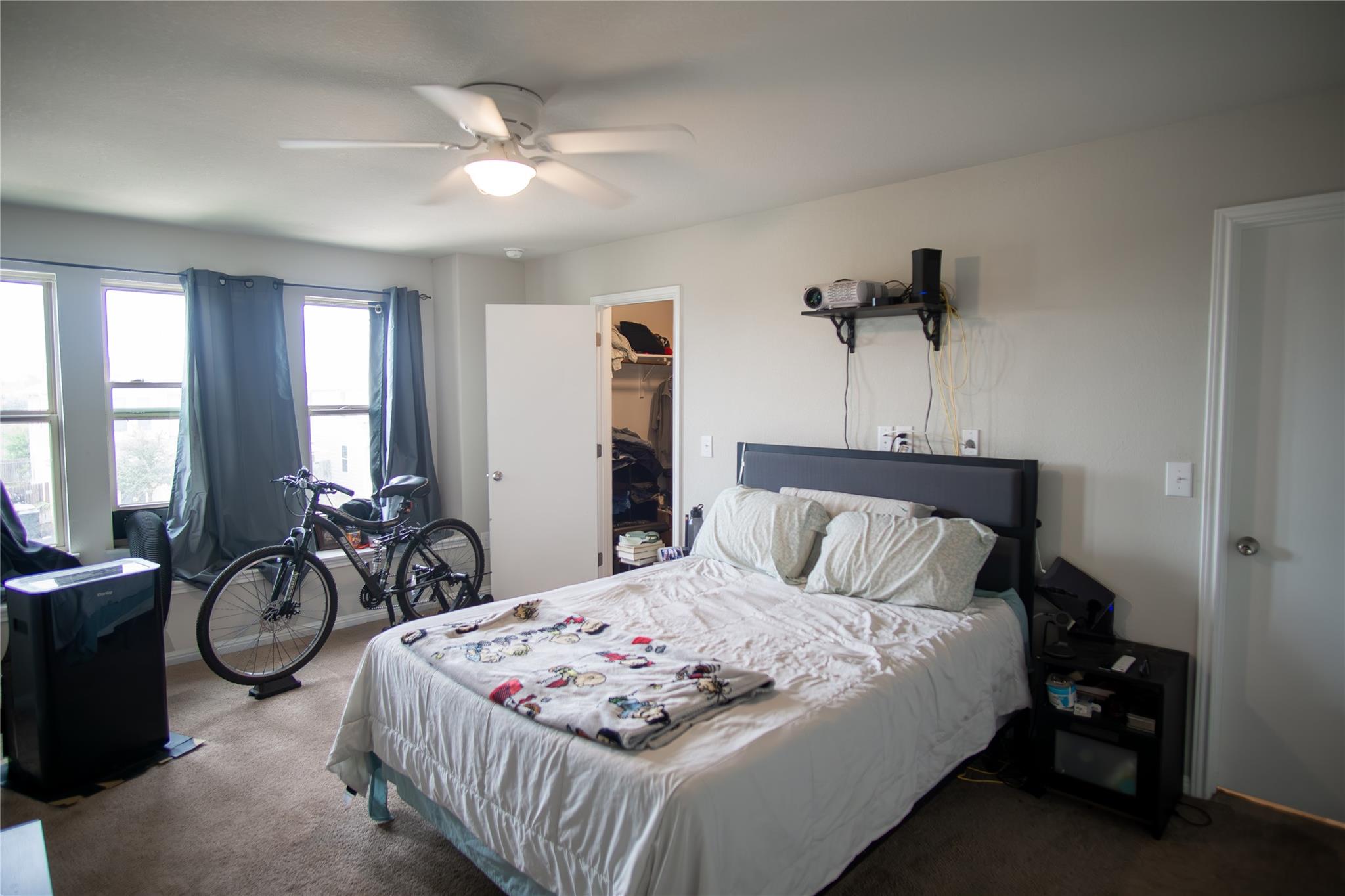 124 Guemal Rd, Buda, TX 78610