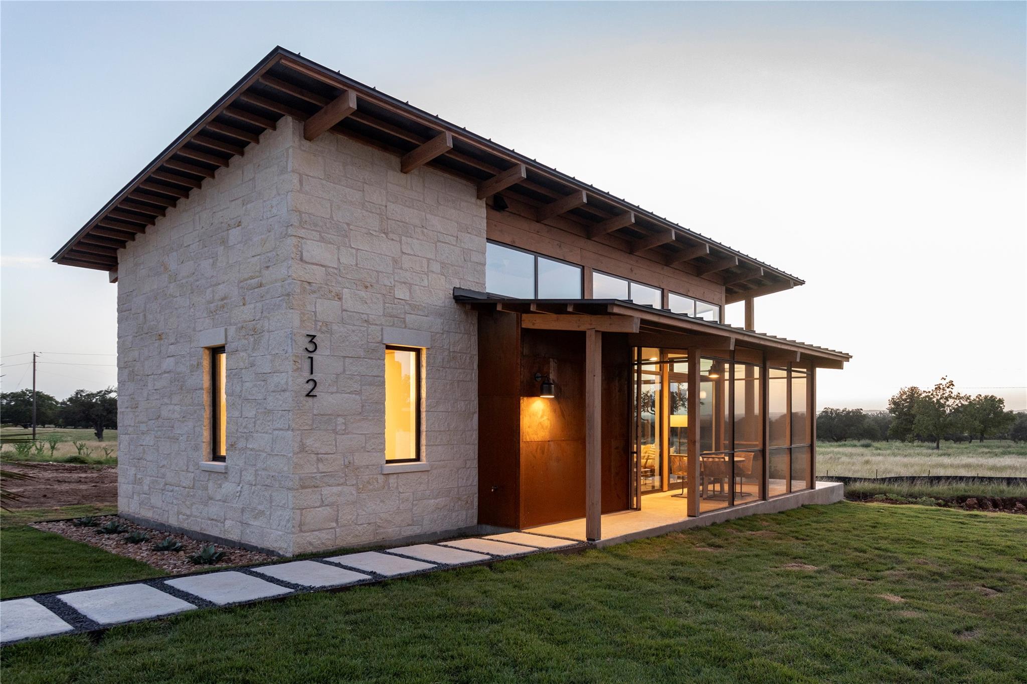 9361 W Us Highway 290 # 117, Hye, TX 78635