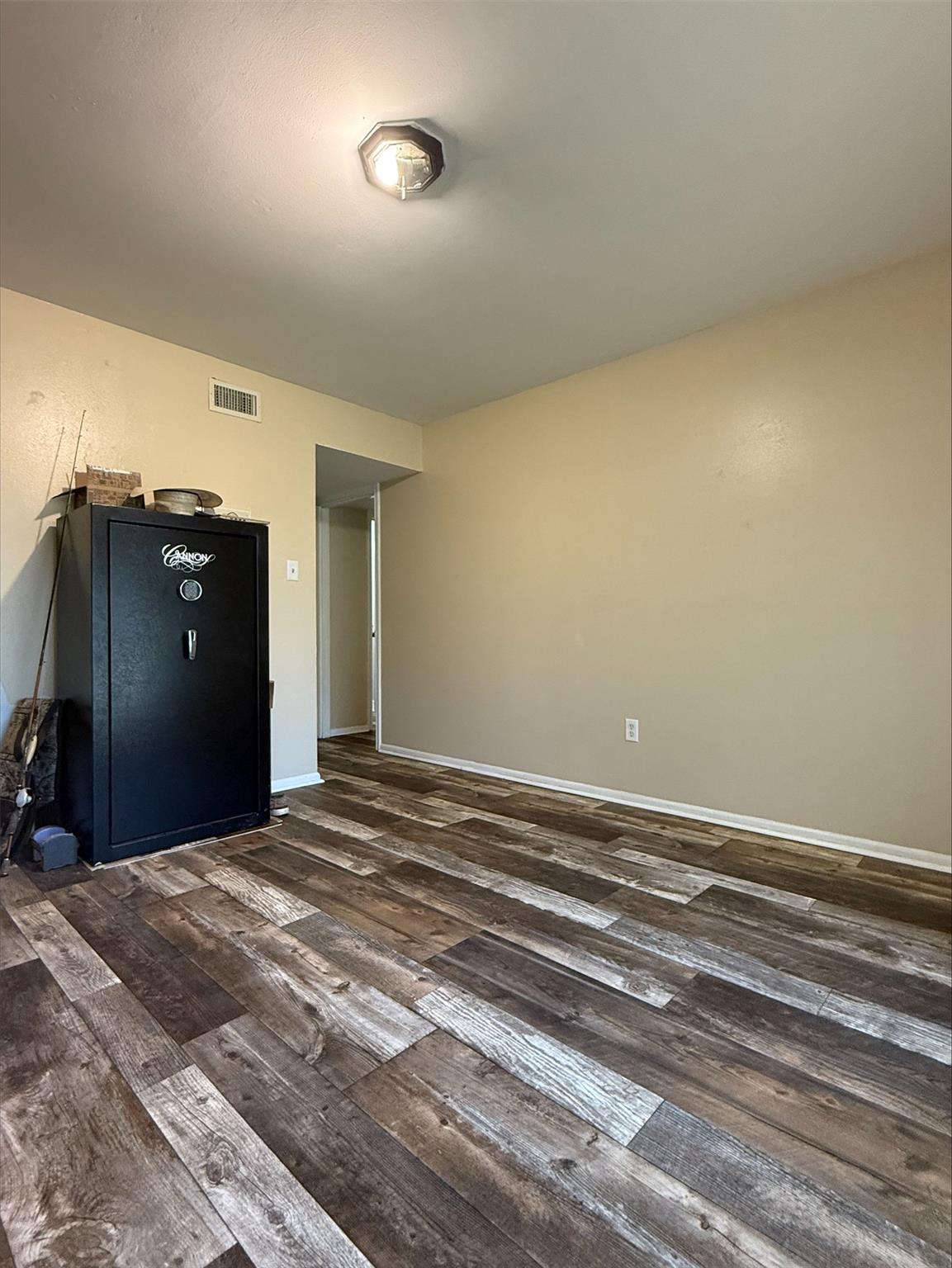 905 Center St, El Campo, TX 77437