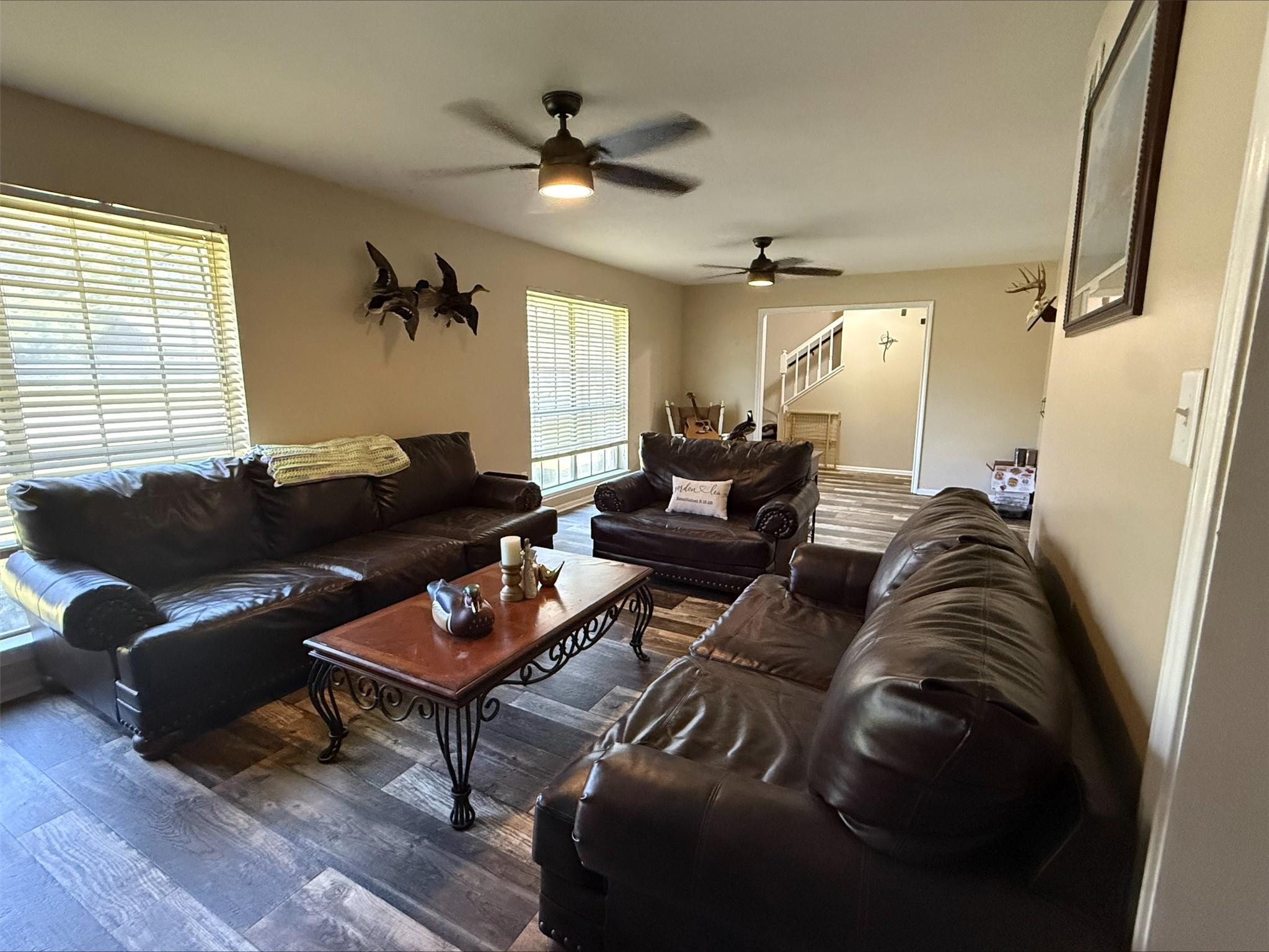 905 Center St, El Campo, TX 77437