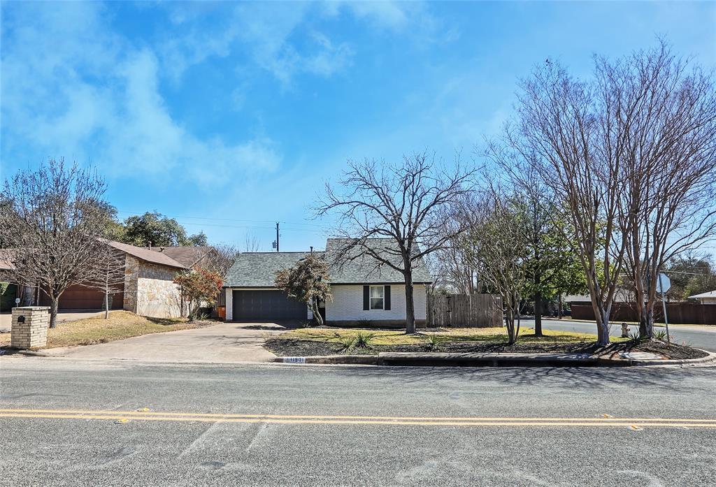 11501 Oak Knoll Dr, Austin, TX 78759