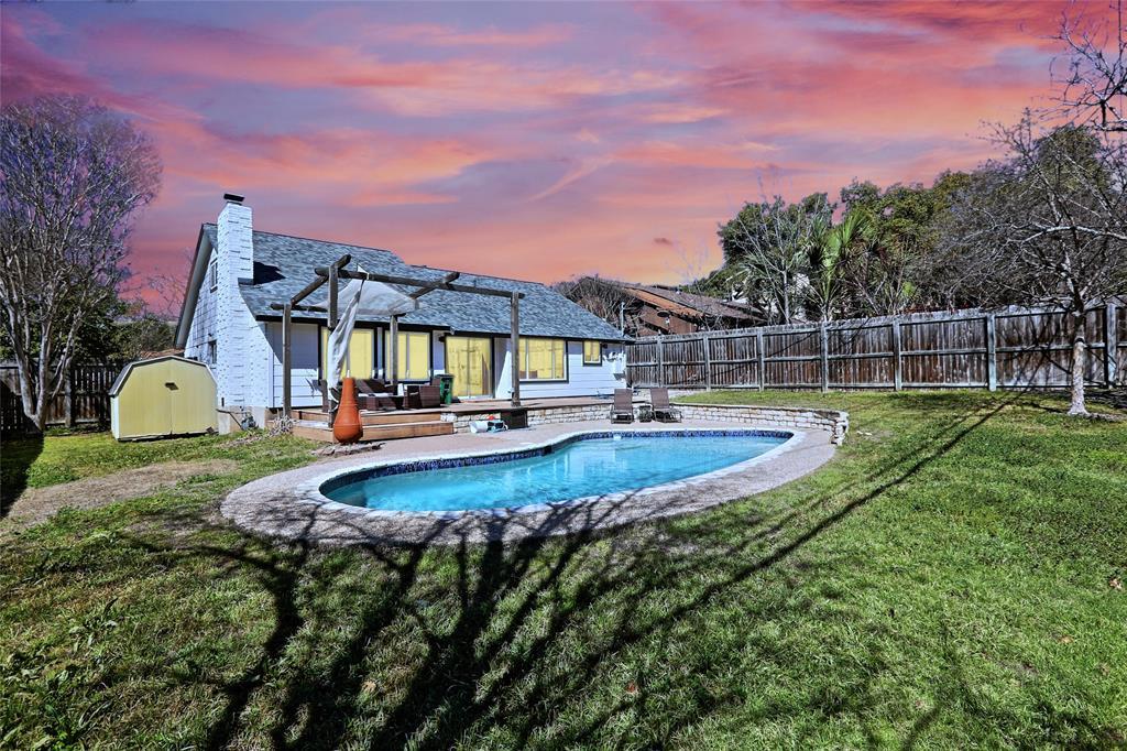 11501 Oak Knoll Dr, Austin, TX 78759