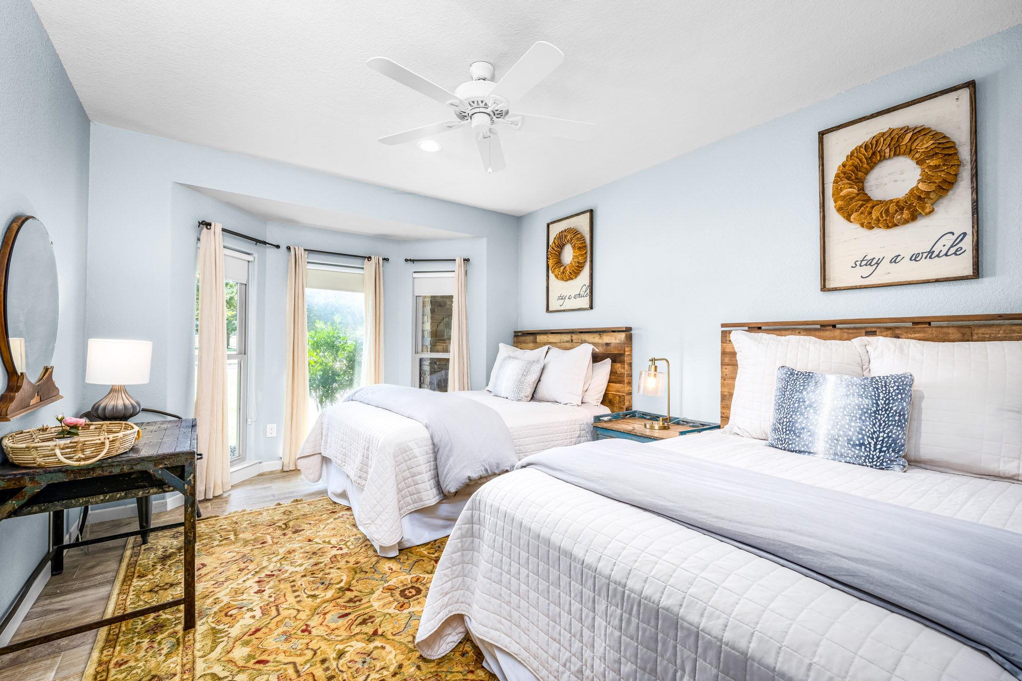 871 Chimney Valley Rd, Blanco, TX 78606