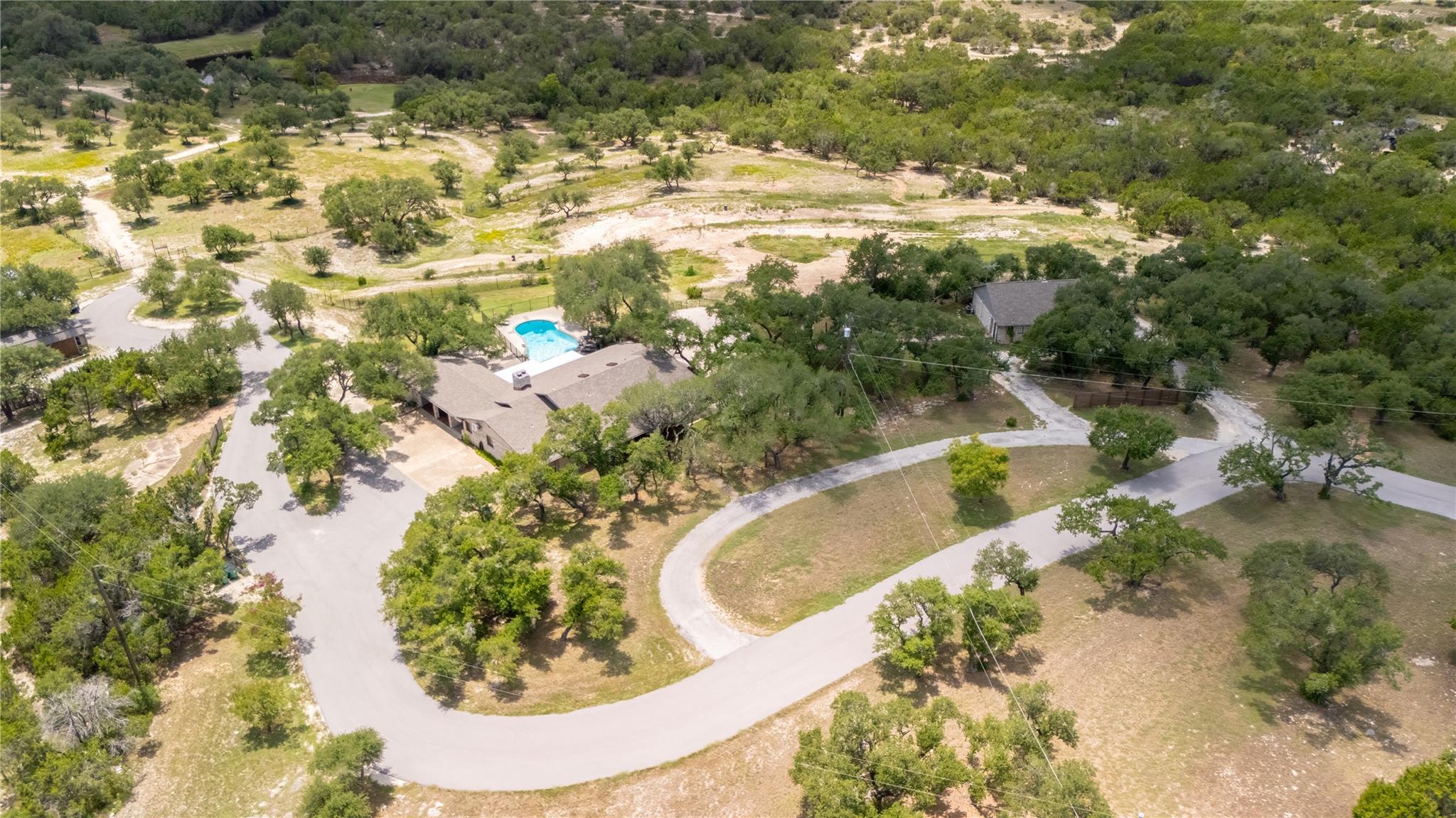 110 Longhorn Ln, Dripping Springs, TX 78620
