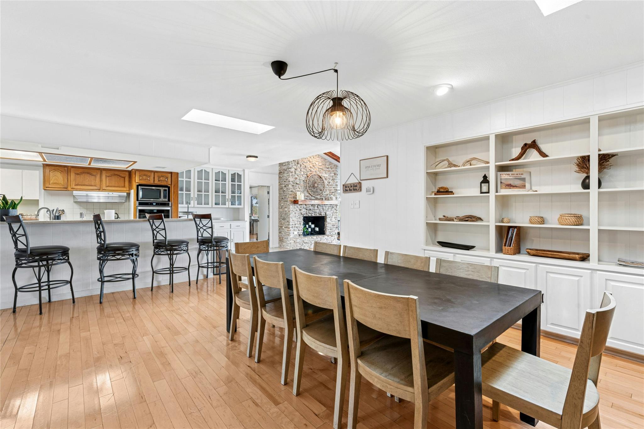 110 Longhorn Ln, Dripping Springs, TX 78620