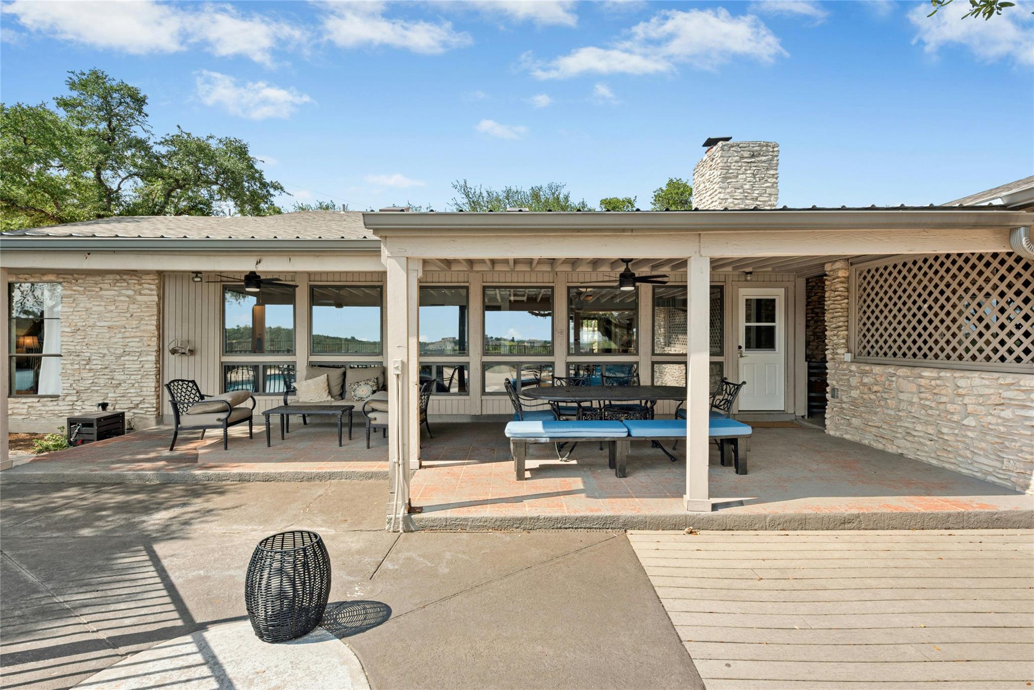 110 Longhorn Ln, Dripping Springs, TX 78620