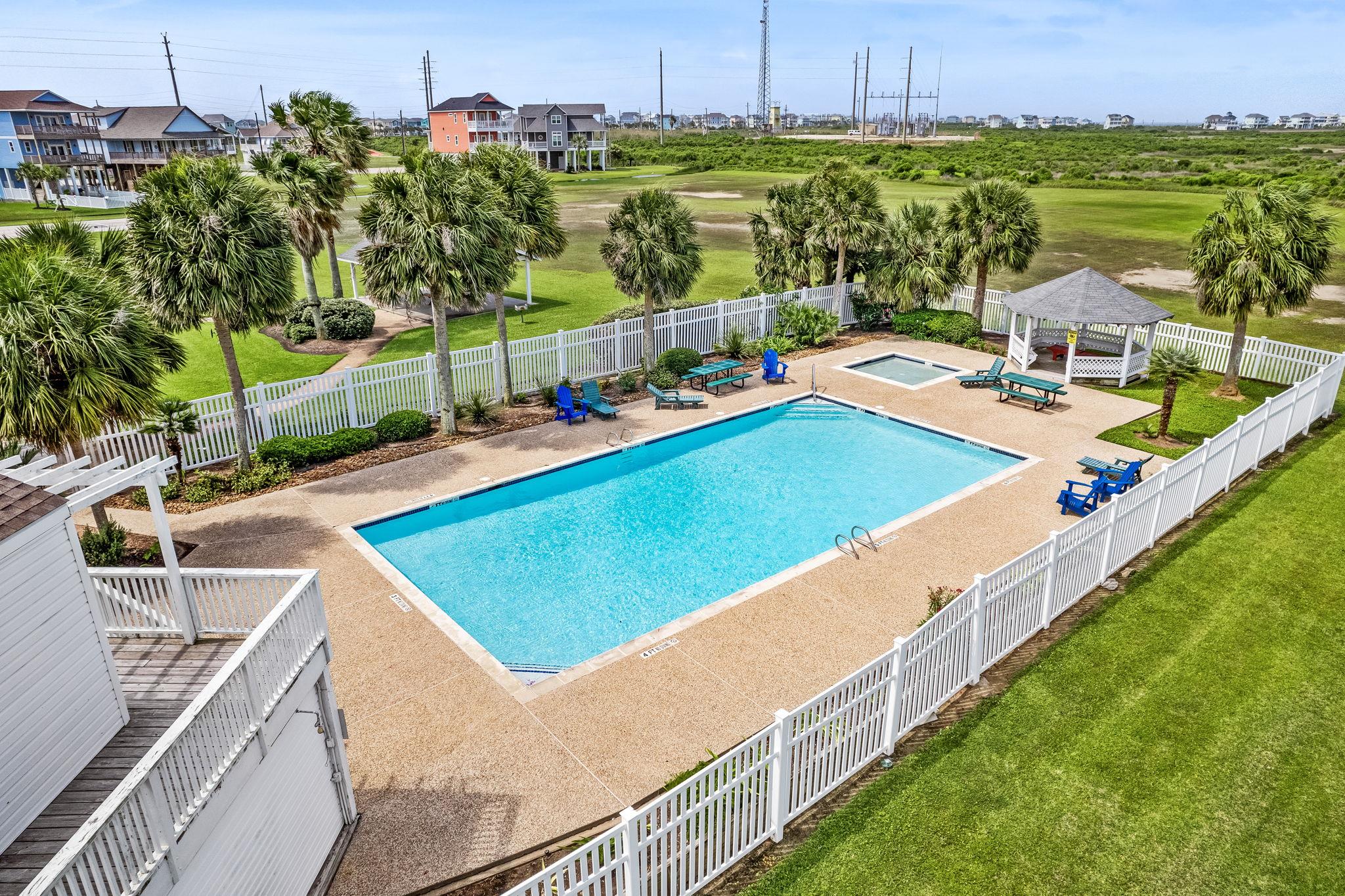 3807 Carmel Ct, Galveston, TX 77554