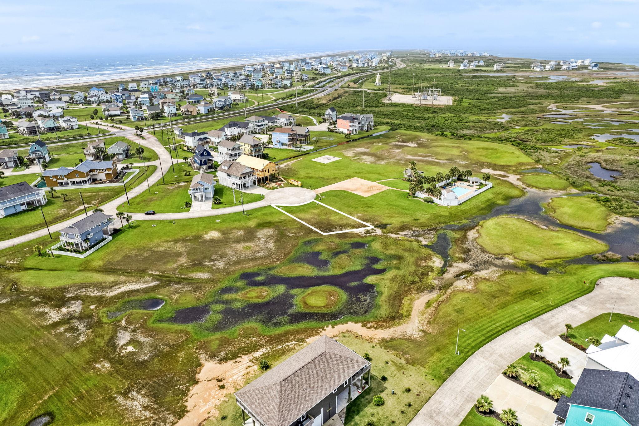 3807 Carmel Ct, Galveston, TX 77554