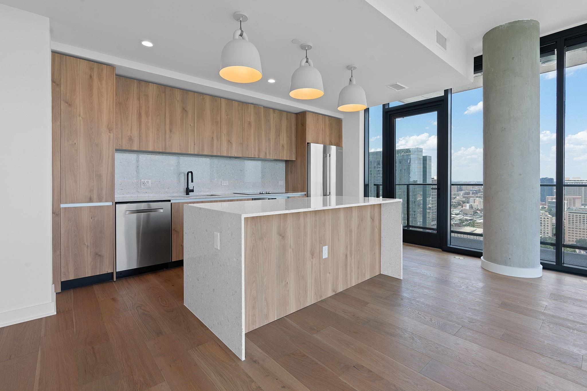 84 East Ave # 3404, Austin, TX 78701