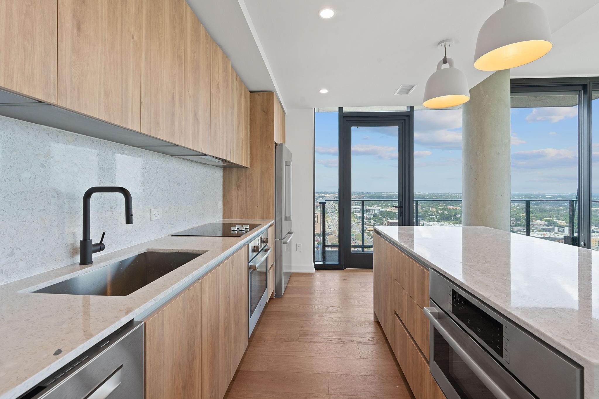 84 East Ave # 3404, Austin, TX 78701