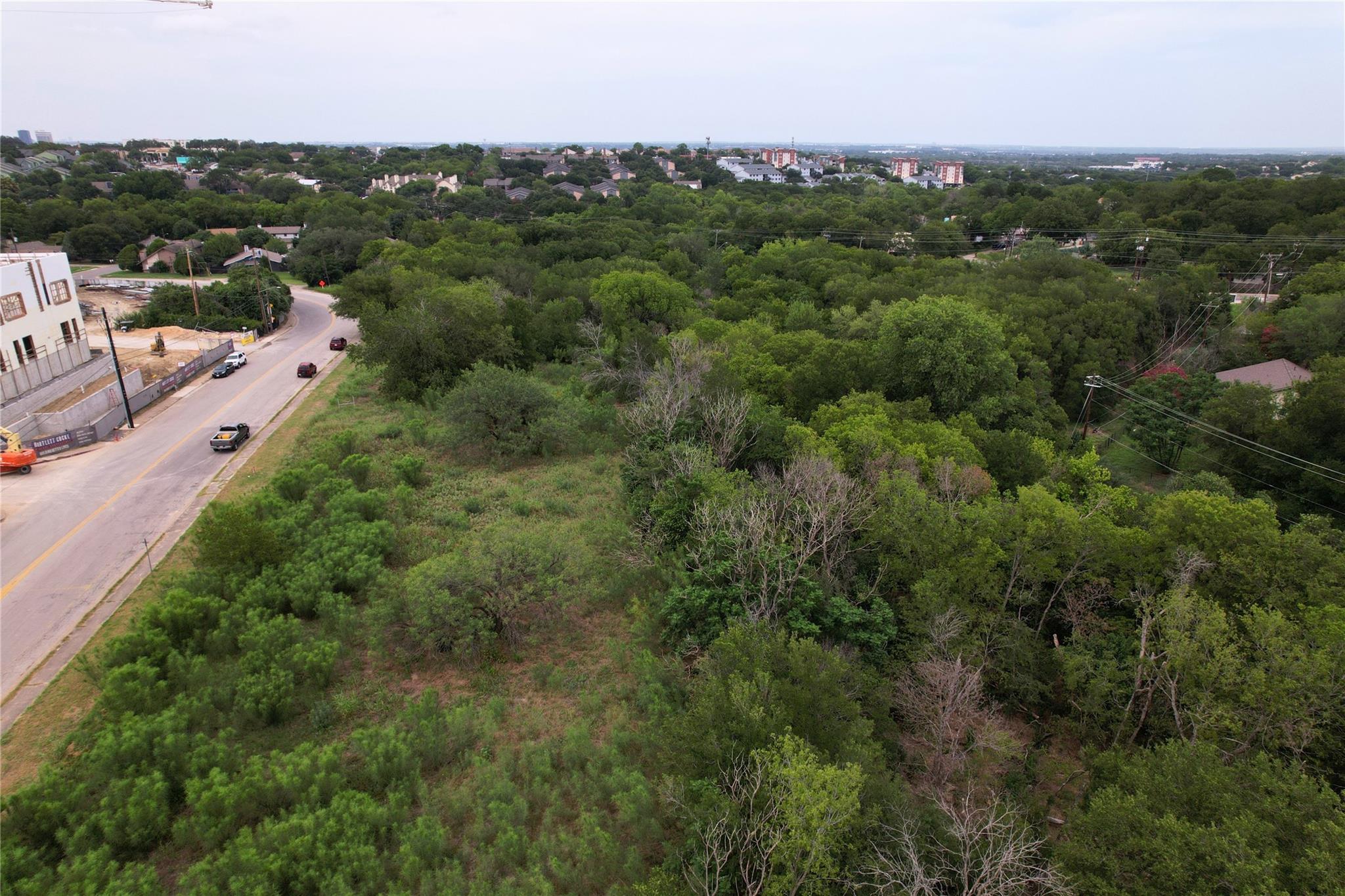 2823 Metcalfe Rd, Austin, TX 78741