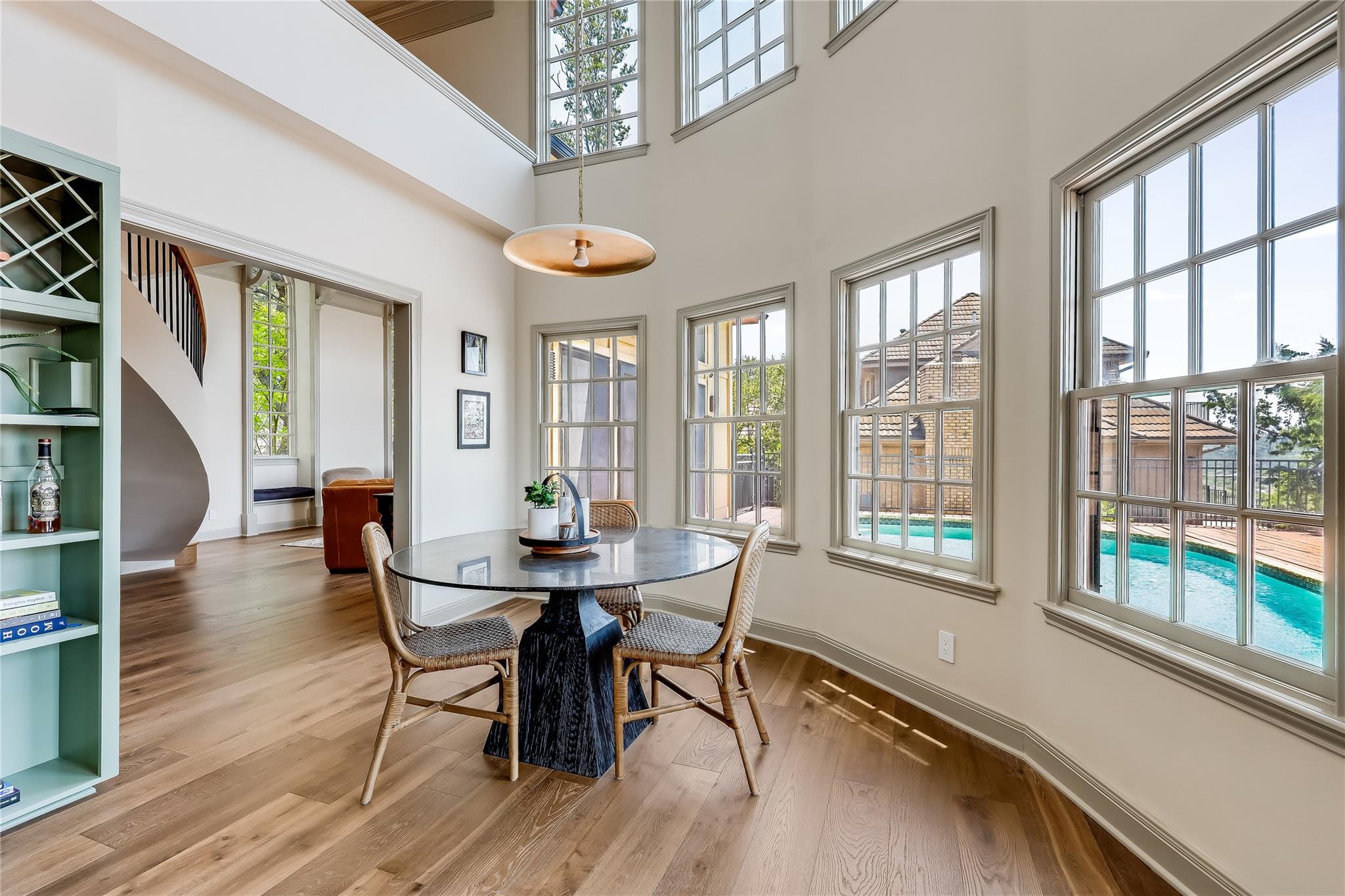 6220 Ledge Mountain Dr, Austin, TX 78731