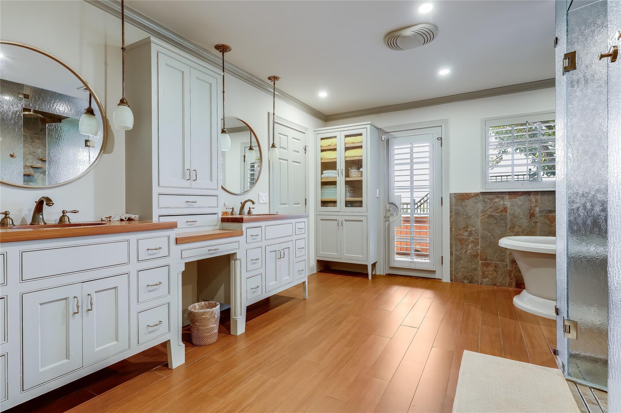 6220 Ledge Mountain Dr, Austin, TX 78731