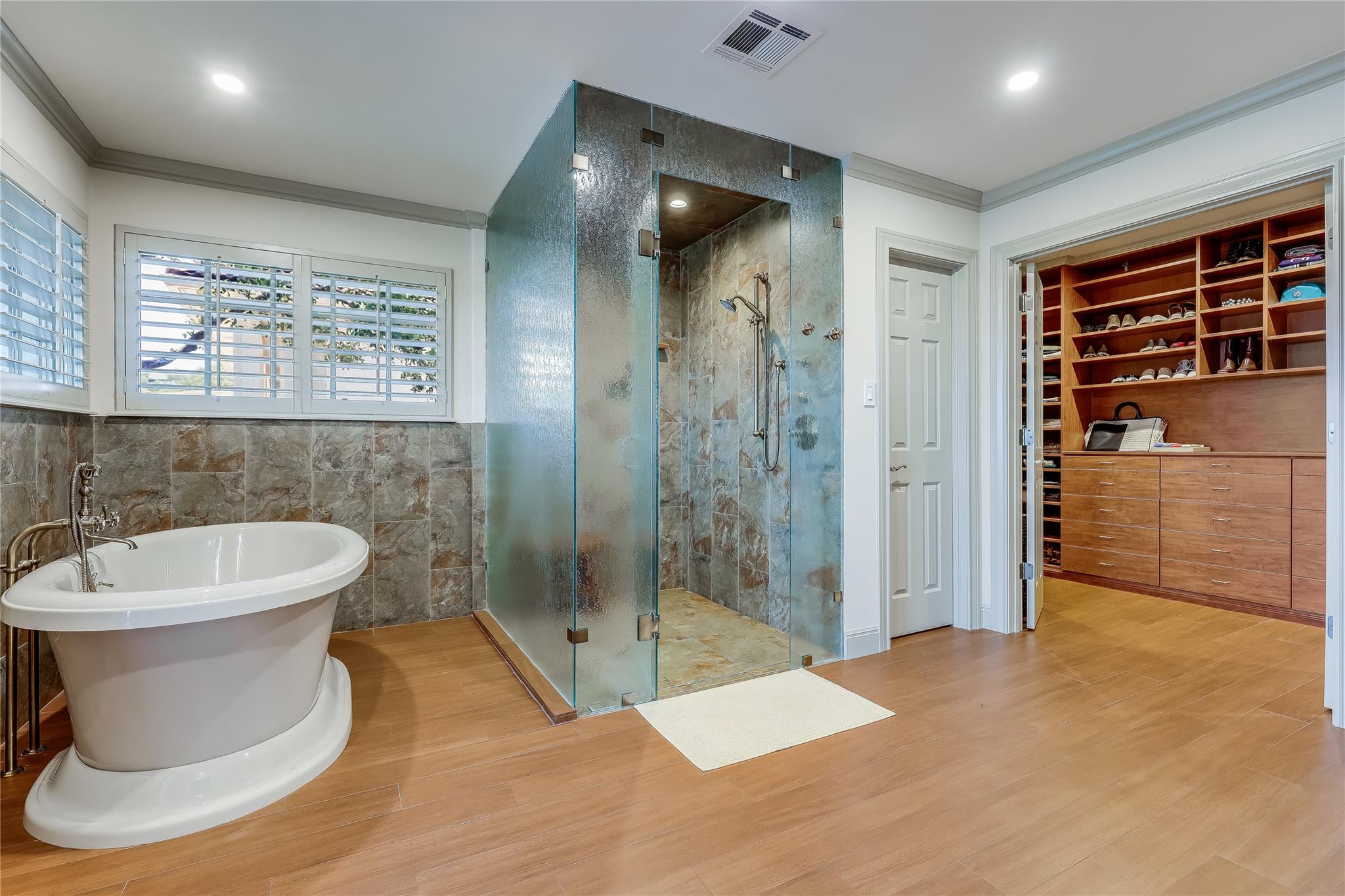 6220 Ledge Mountain Dr, Austin, TX 78731