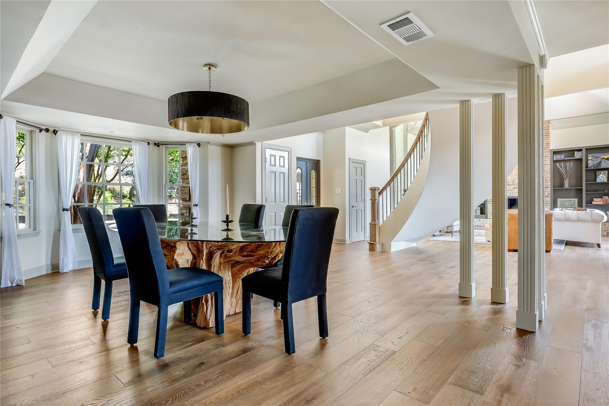 6220 Ledge Mountain Dr, Austin, TX 78731