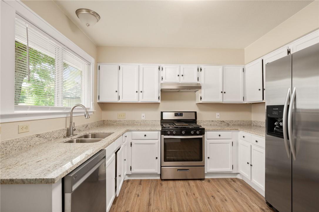 9402 Marsh Dr, Austin, TX 78748