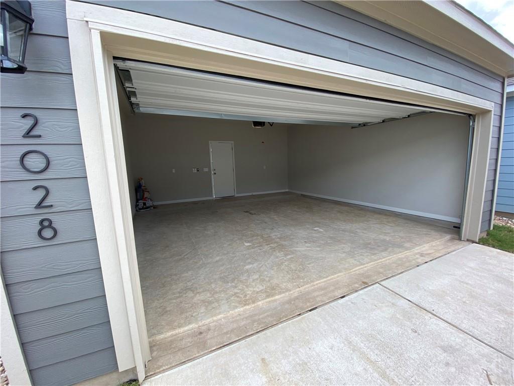 2028 Arendale Dr, Leander, TX 78641