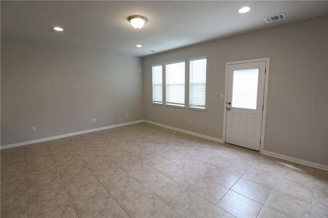 2028 Arendale Dr, Leander, TX 78641