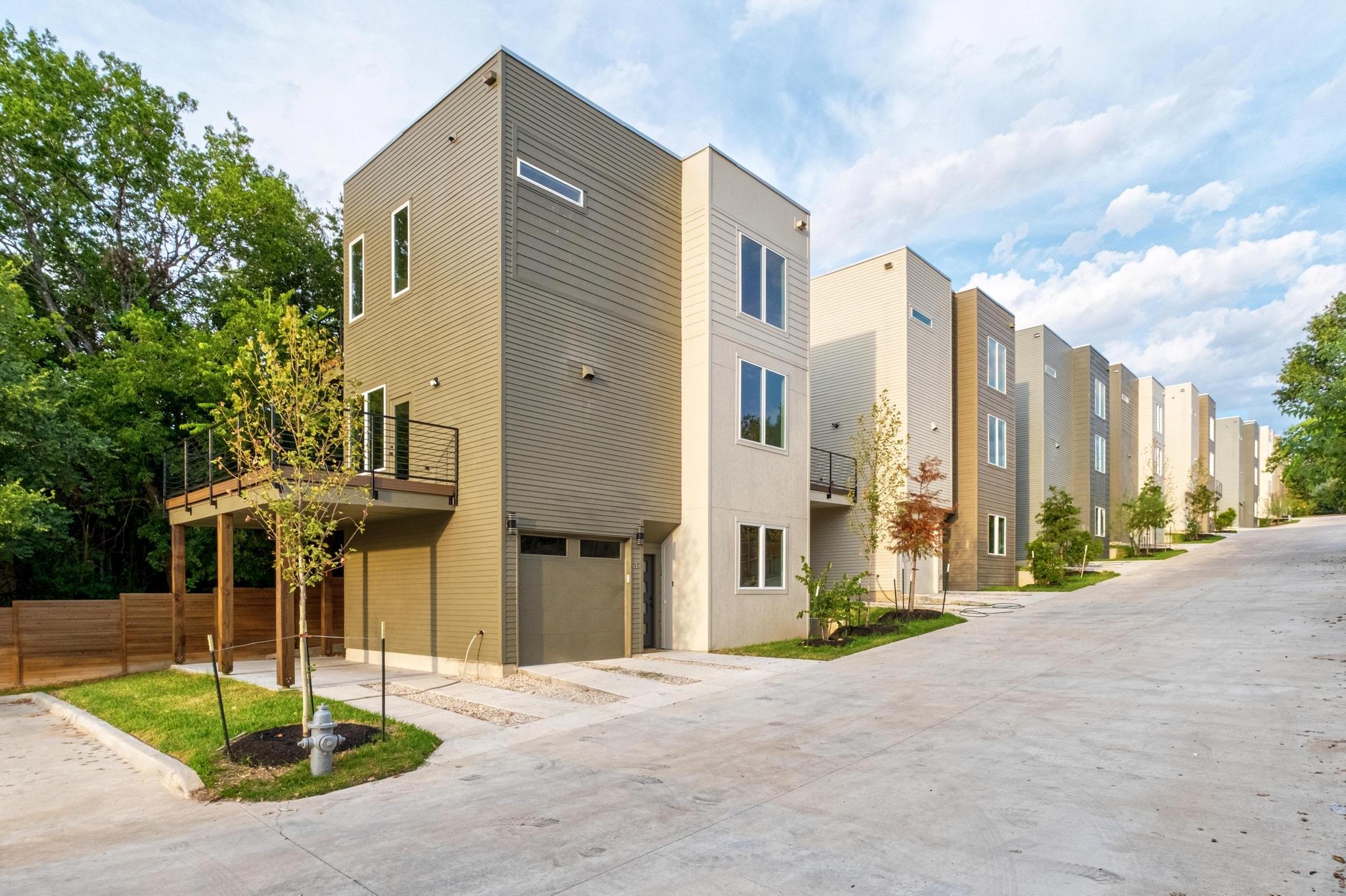 2309 Montopolis Dr # 1, Austin, TX 78741