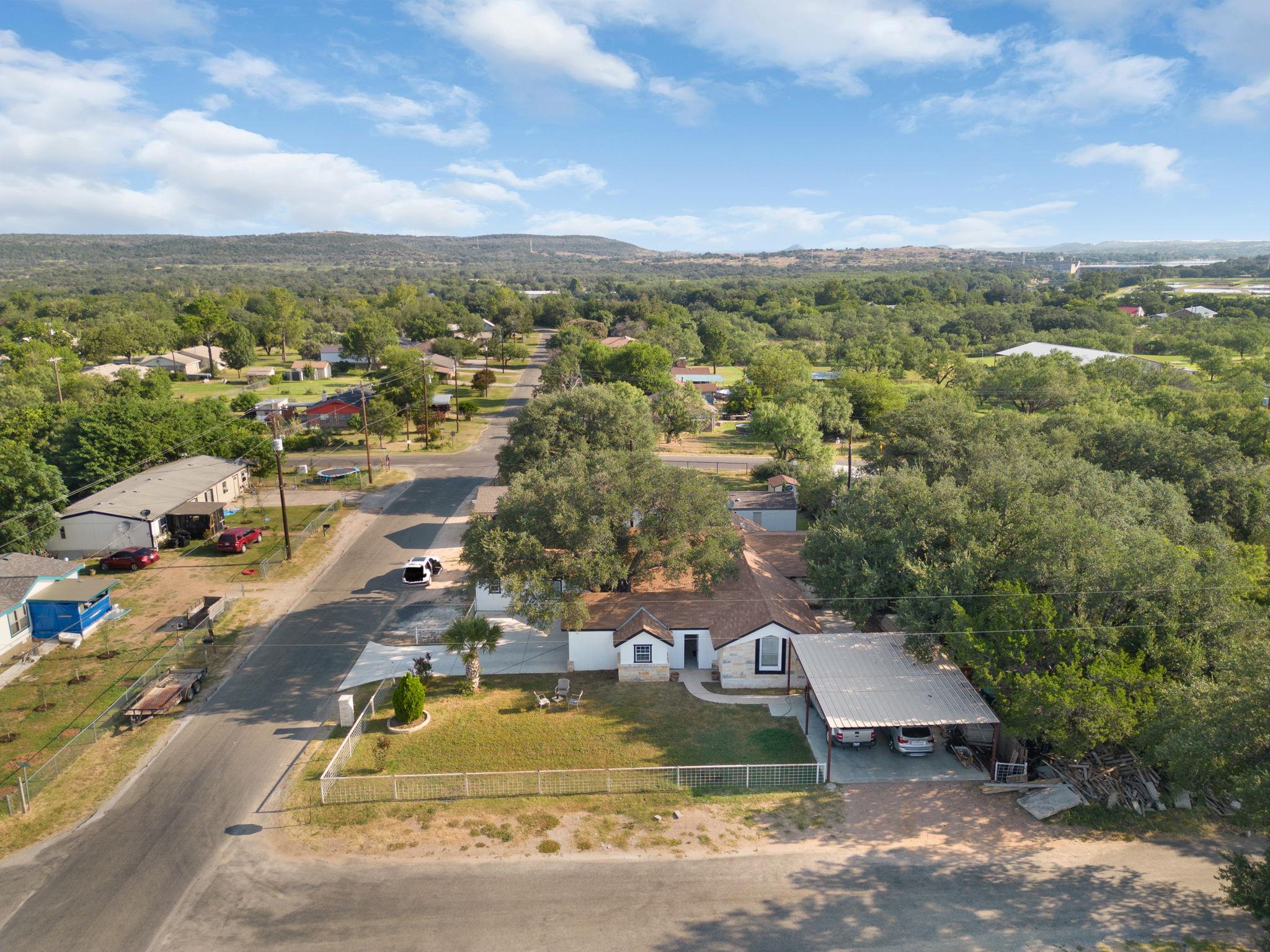 314 Seneca Dr, Burnet, TX 78611