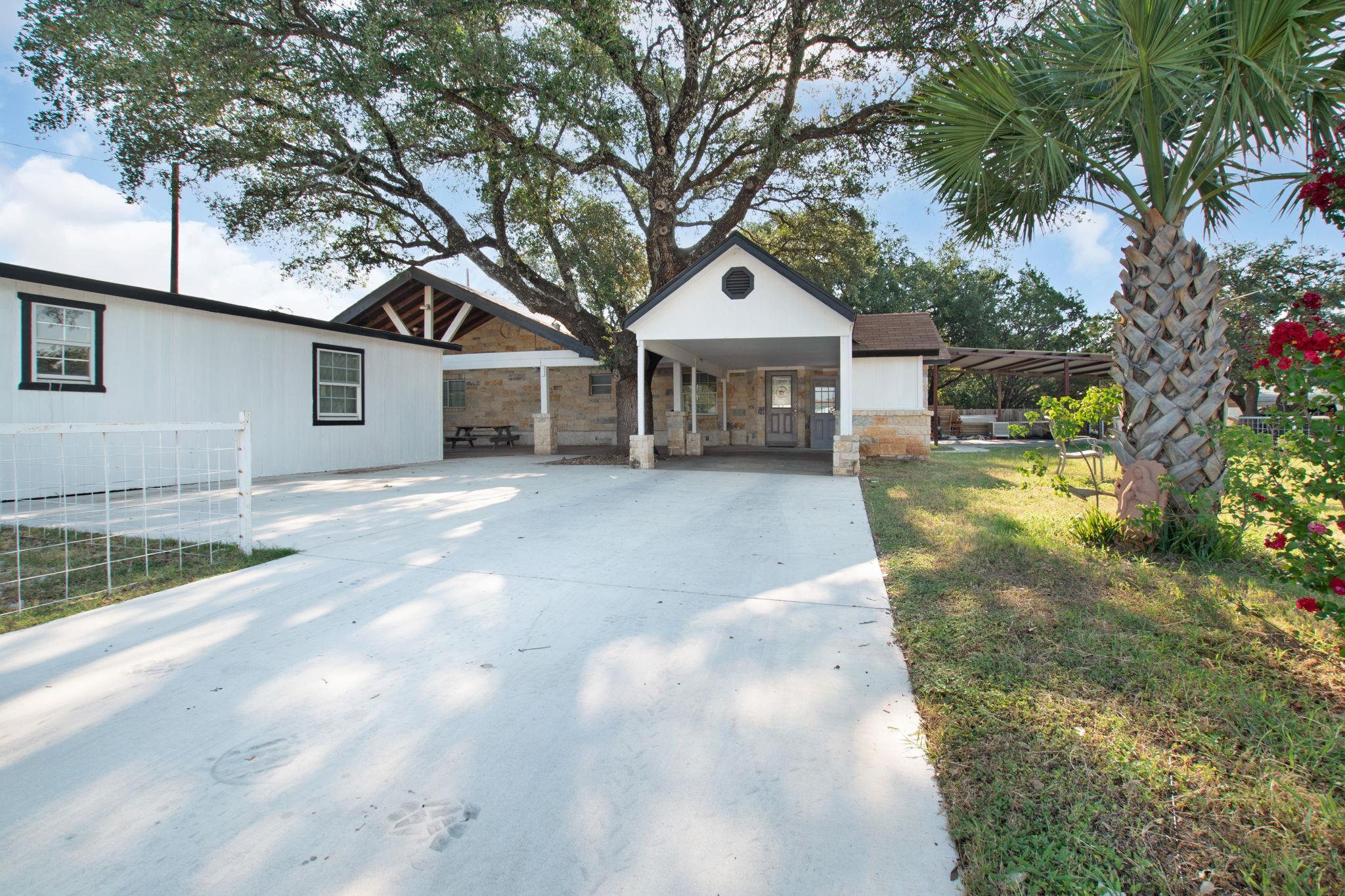 314 Seneca Dr, Burnet, TX 78611