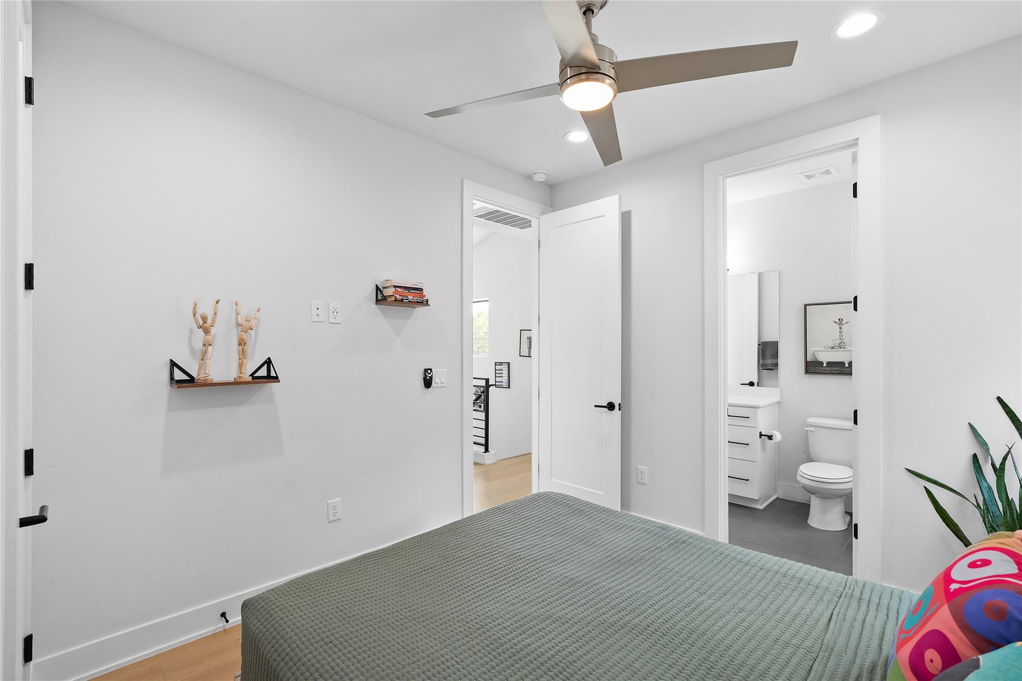 2715 E 3rd St # 1, Austin, TX 78702