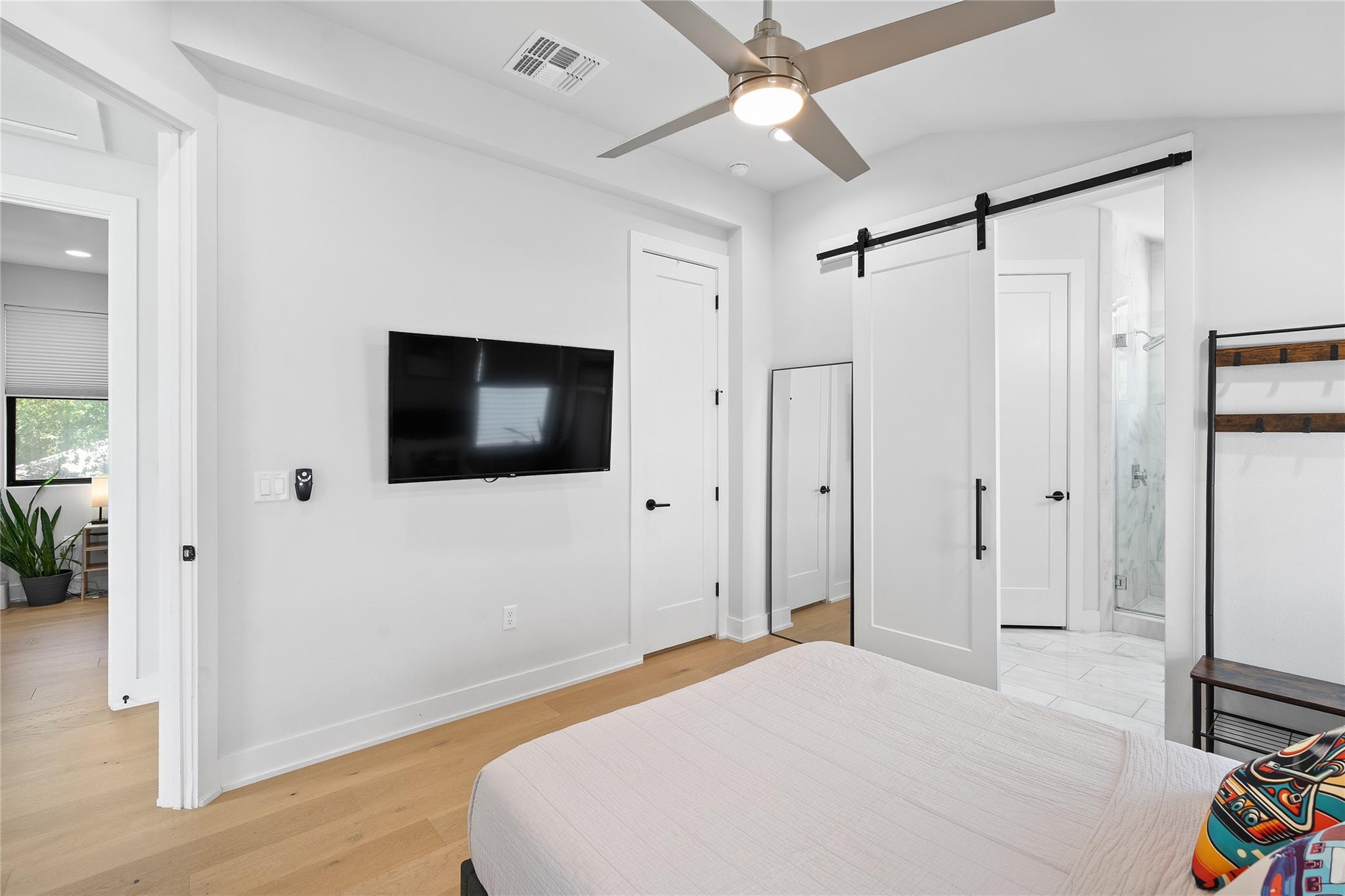 2715 E 3rd St # 1, Austin, TX 78702