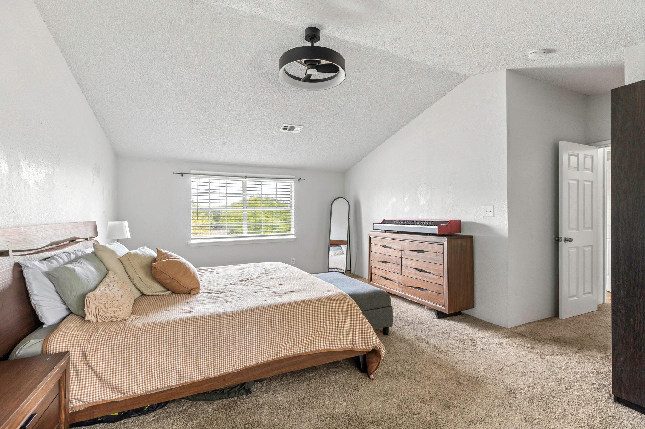 11004 Elm St, Jonestown, TX 78645