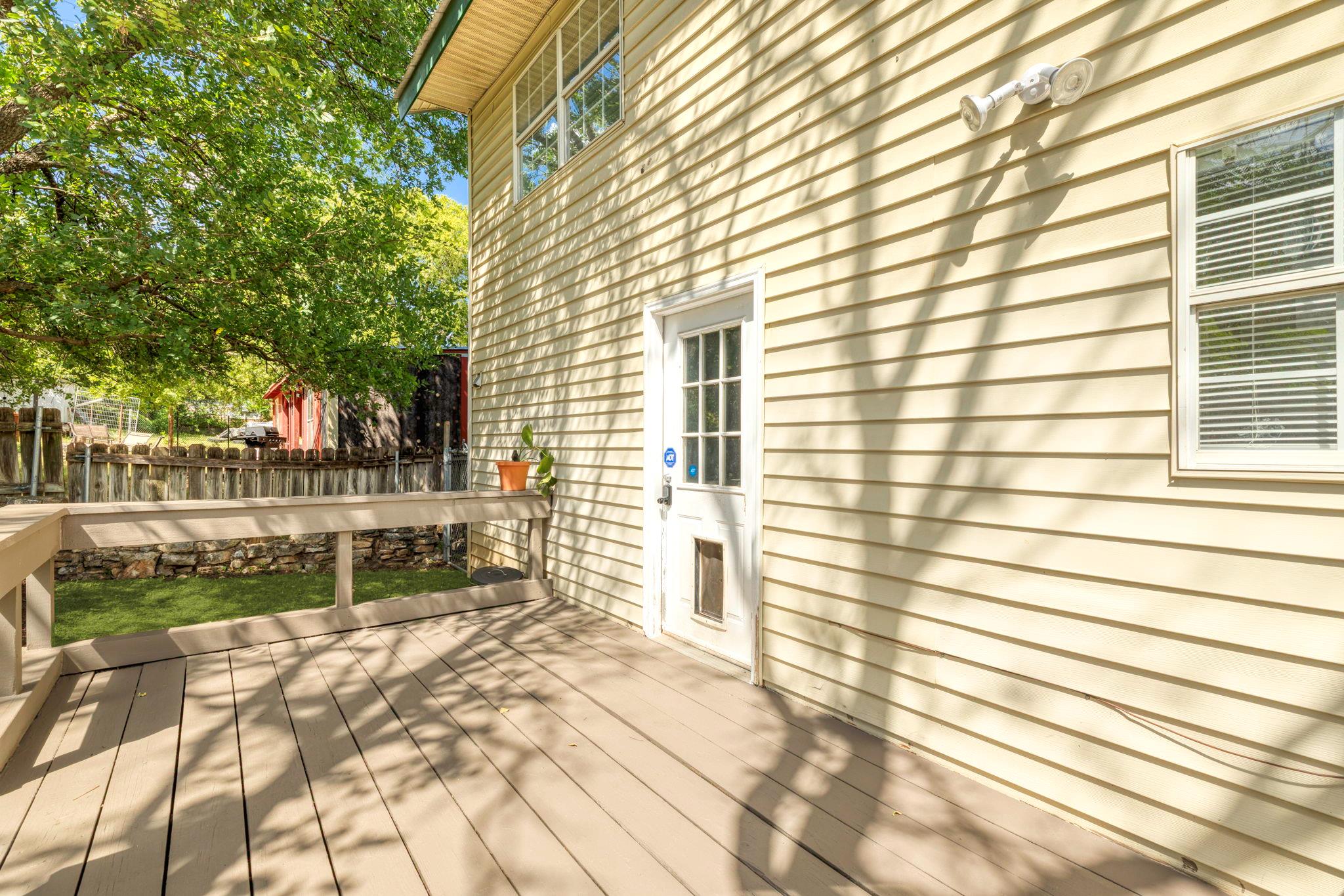 11004 Elm St, Jonestown, TX 78645