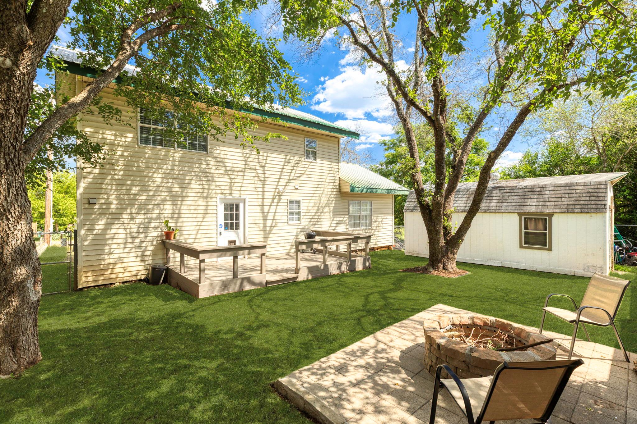 11004 Elm St, Jonestown, TX 78645