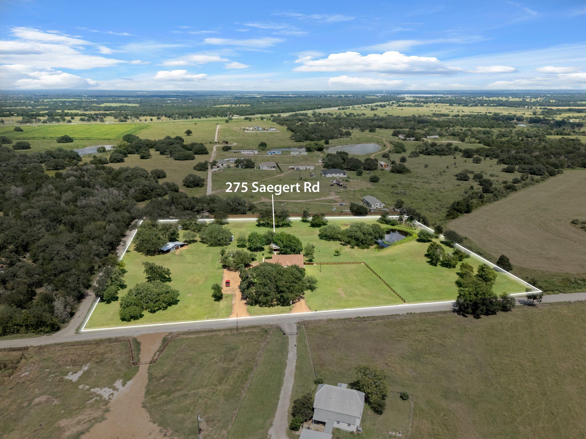 275 Saegert Rd, Paige, TX 78659