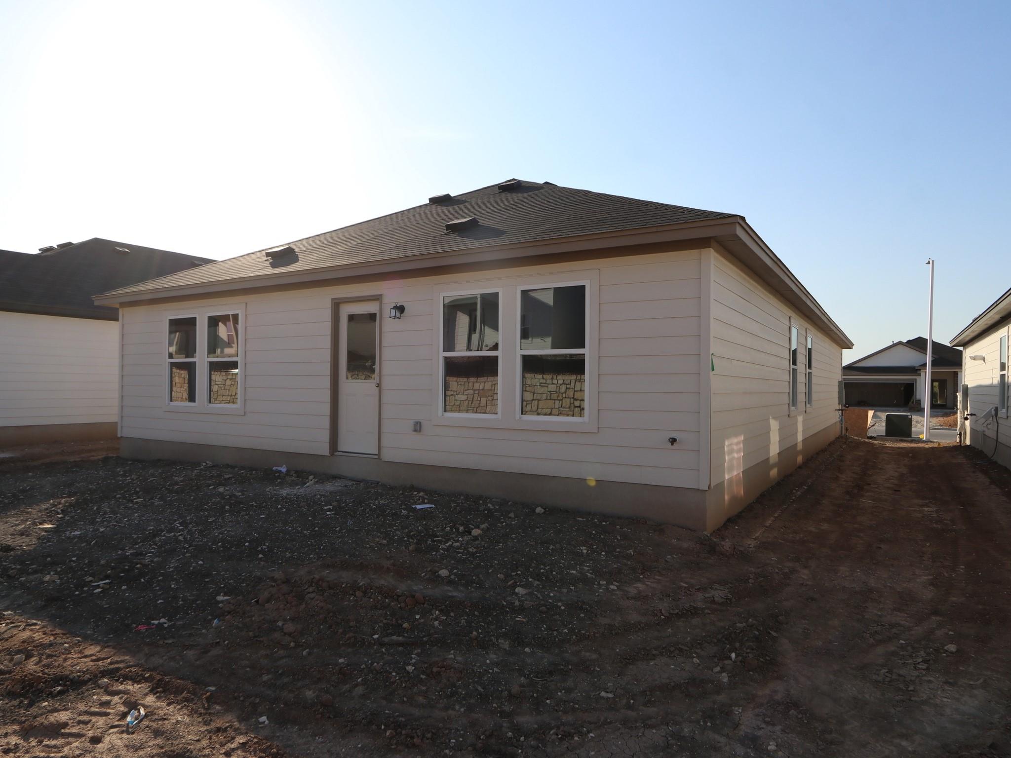 9205 Furman Dr, Austin, TX 78747