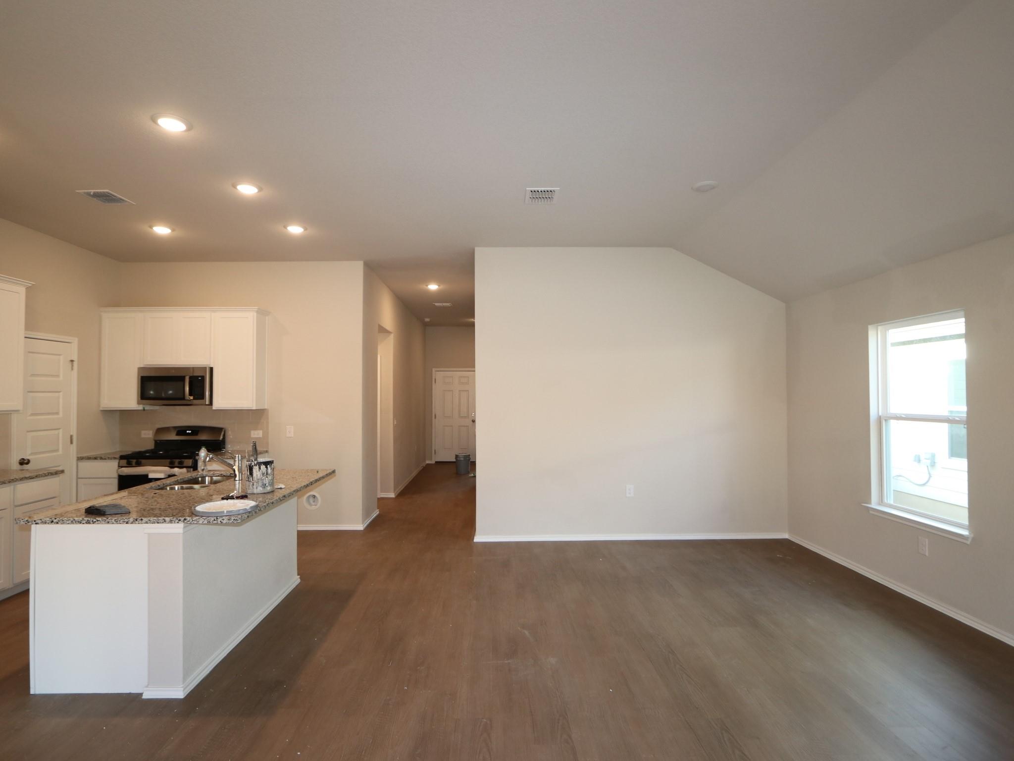 9205 Furman Dr, Austin, TX 78747