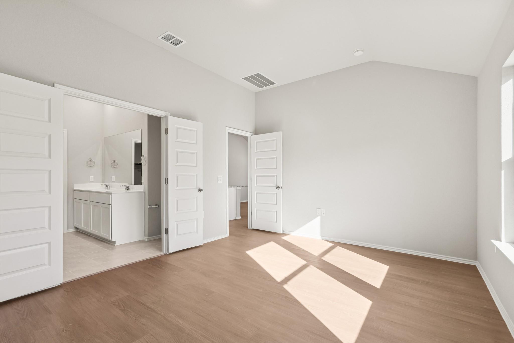 9205 Furman Dr, Austin, TX 78747