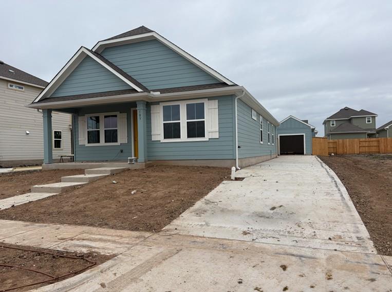 103 Cherry Blossom Ln, Taylor, TX 76574