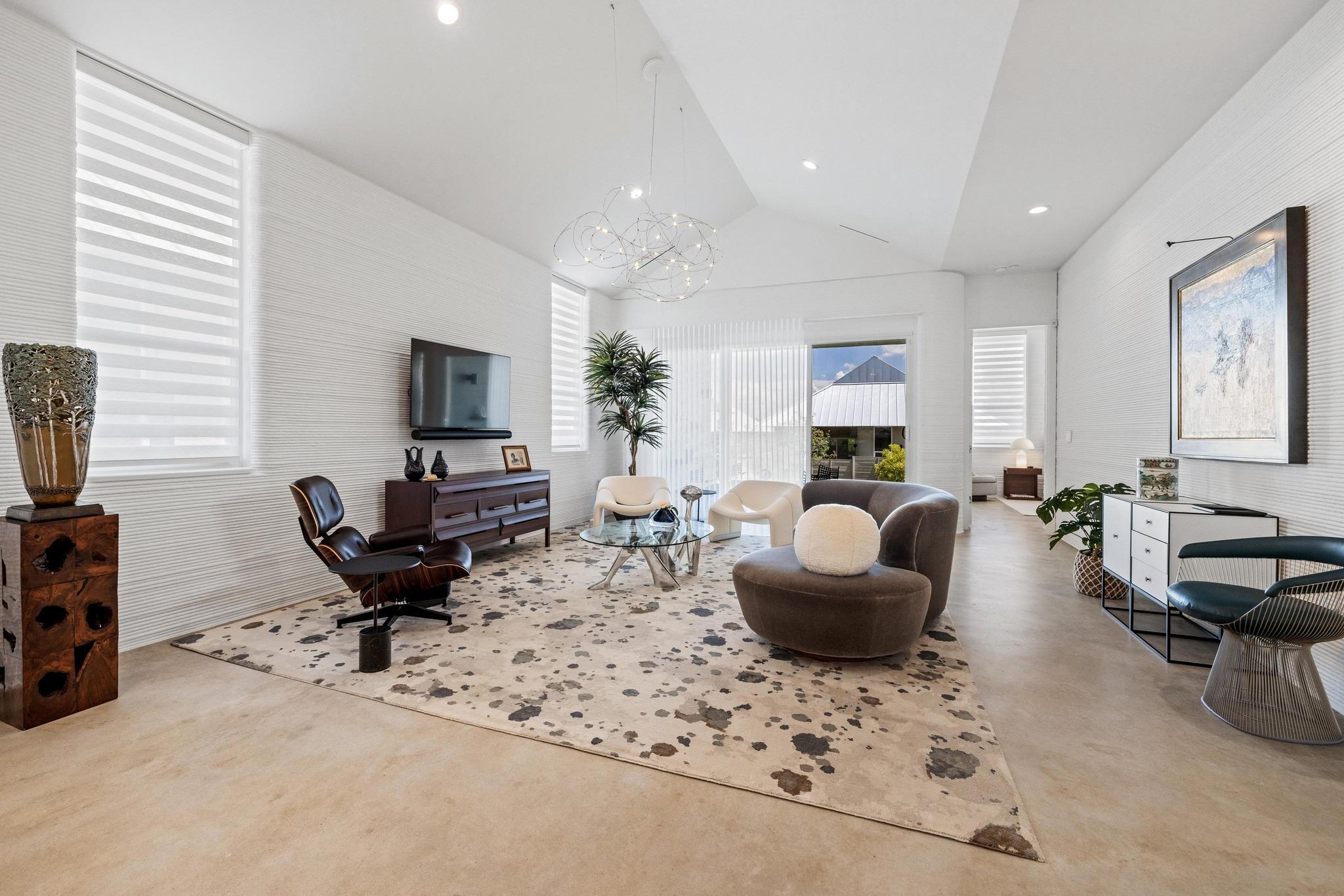 213 Lone Ranger Trl, Georgetown, TX 78628