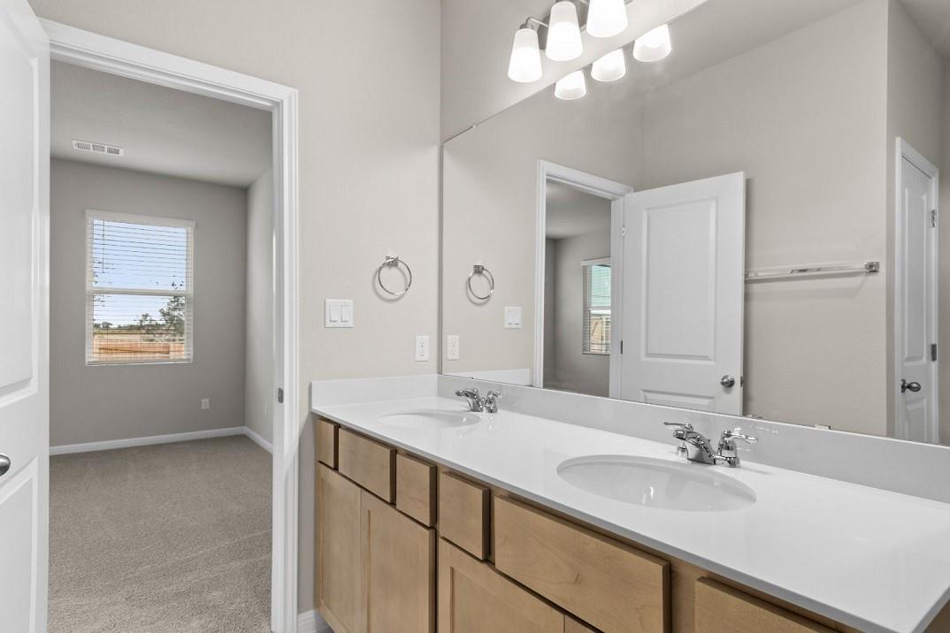 100 Elm Branch Trl, Taylor, TX 76574