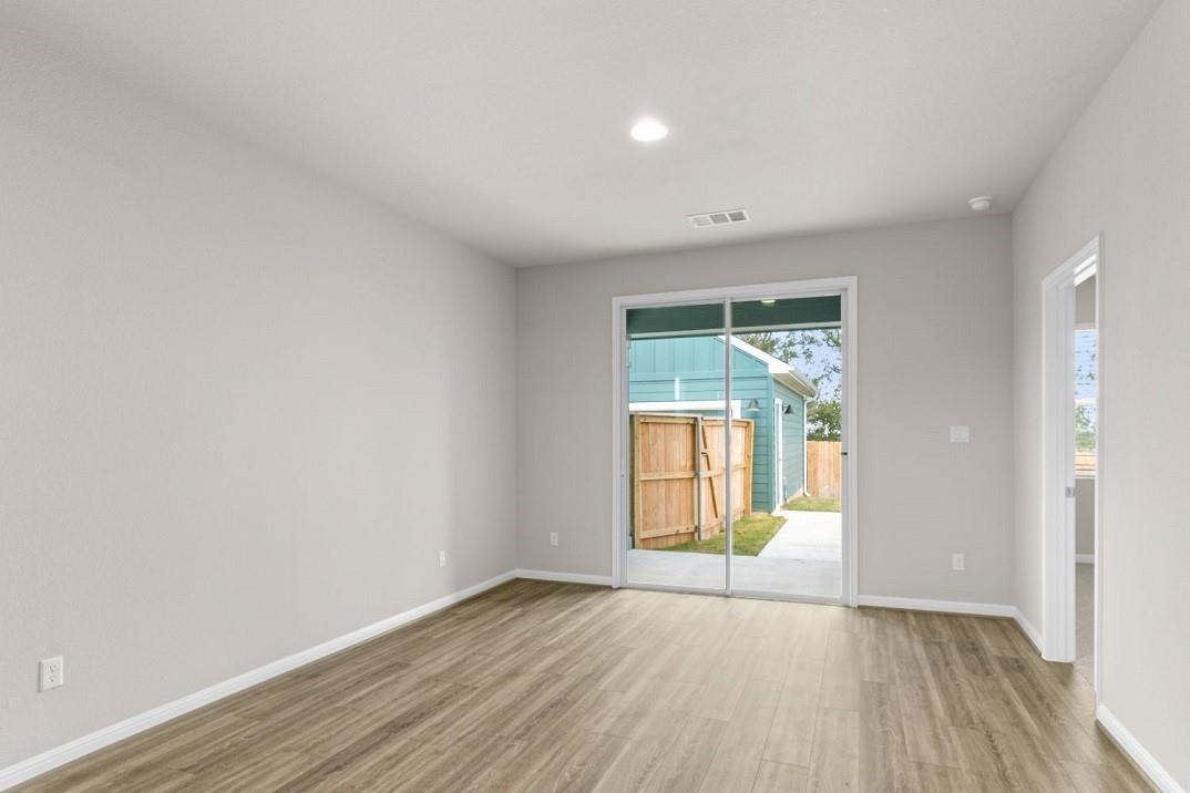 100 Elm Branch Trl, Taylor, TX 76574