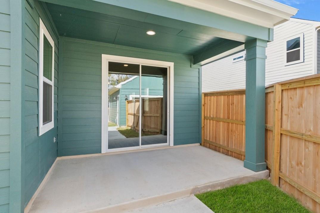 100 Elm Branch Trl, Taylor, TX 76574