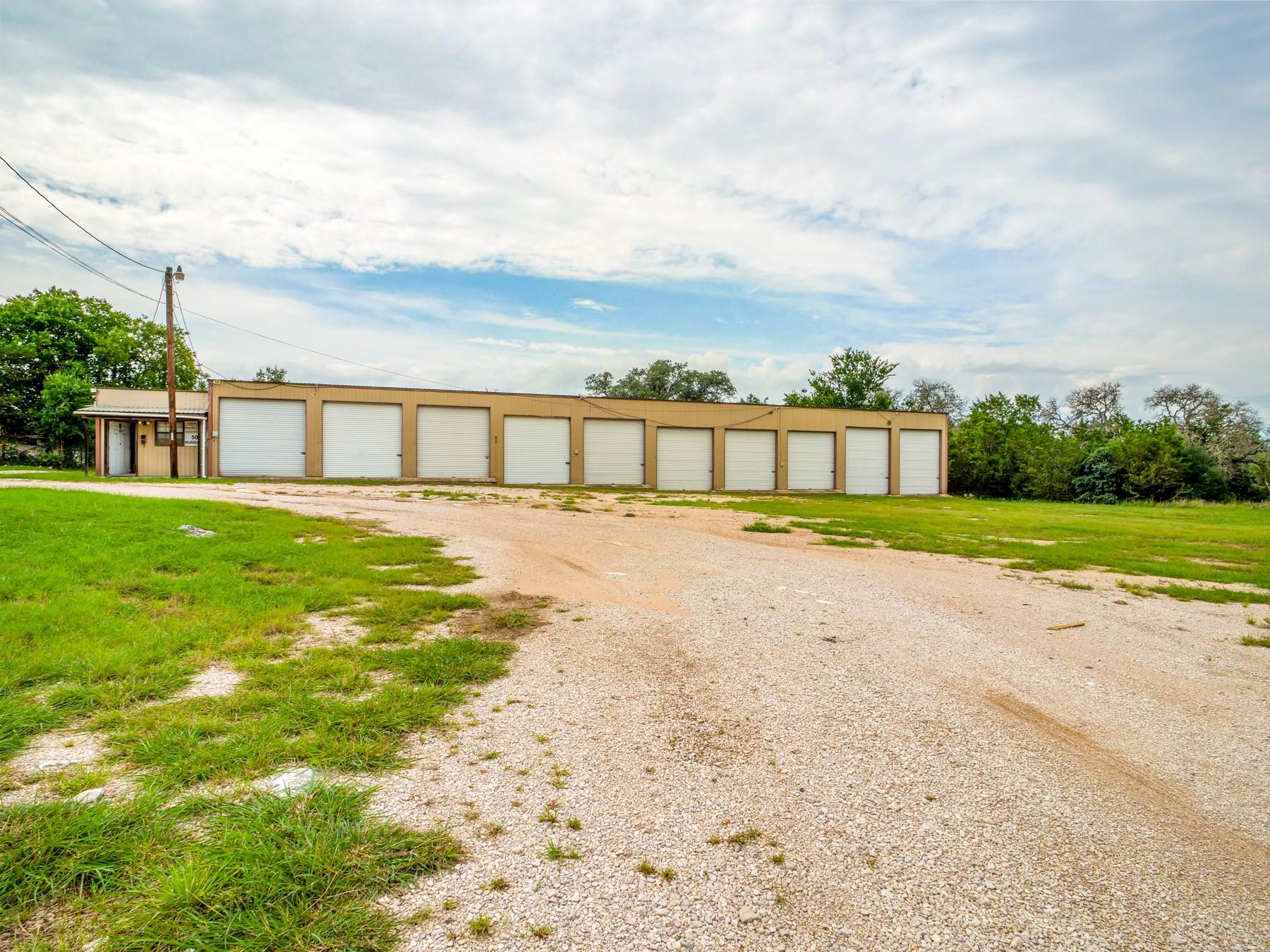 505 Holiday Dr, Burnet, TX 78611