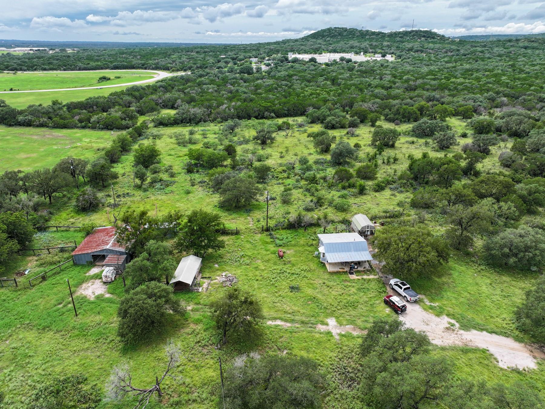 505 Holiday Dr, Burnet, TX 78611