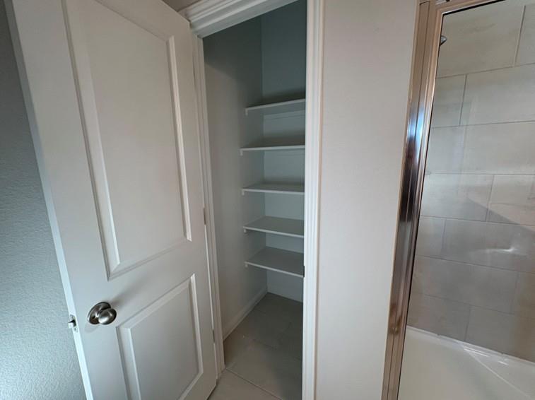 111 Elm Branch Trl, Taylor, TX 76574