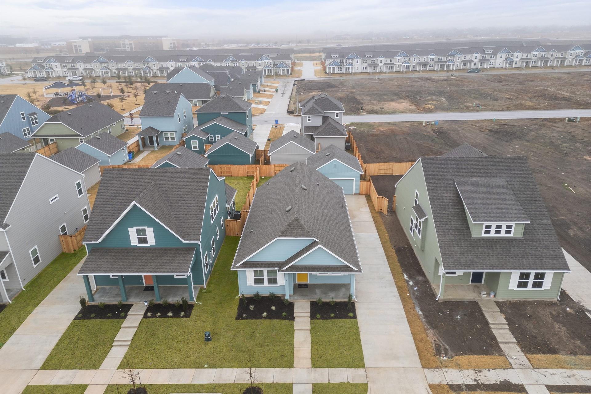 107 Elm Branch Trl, Taylor, TX 76574